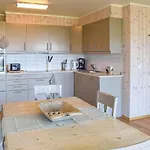 In With Kitchen Sjusjoen